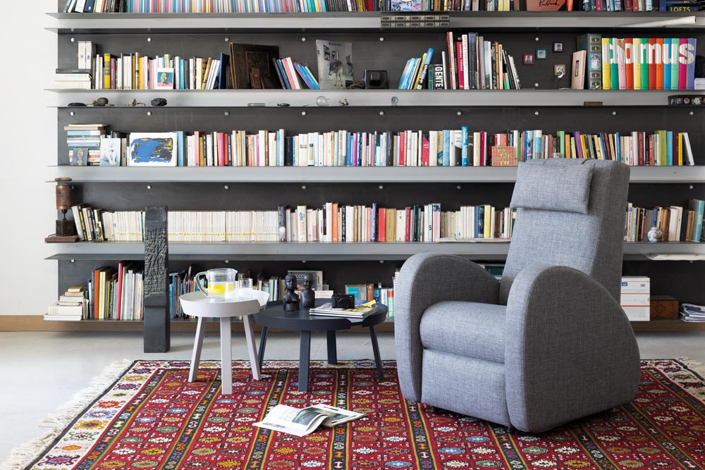 Poltrone reclinabili per anziani La Castellana: comfort, sicurezza e qualità Made in Italy, con soluzioni personalizzate per ogni esigenza.