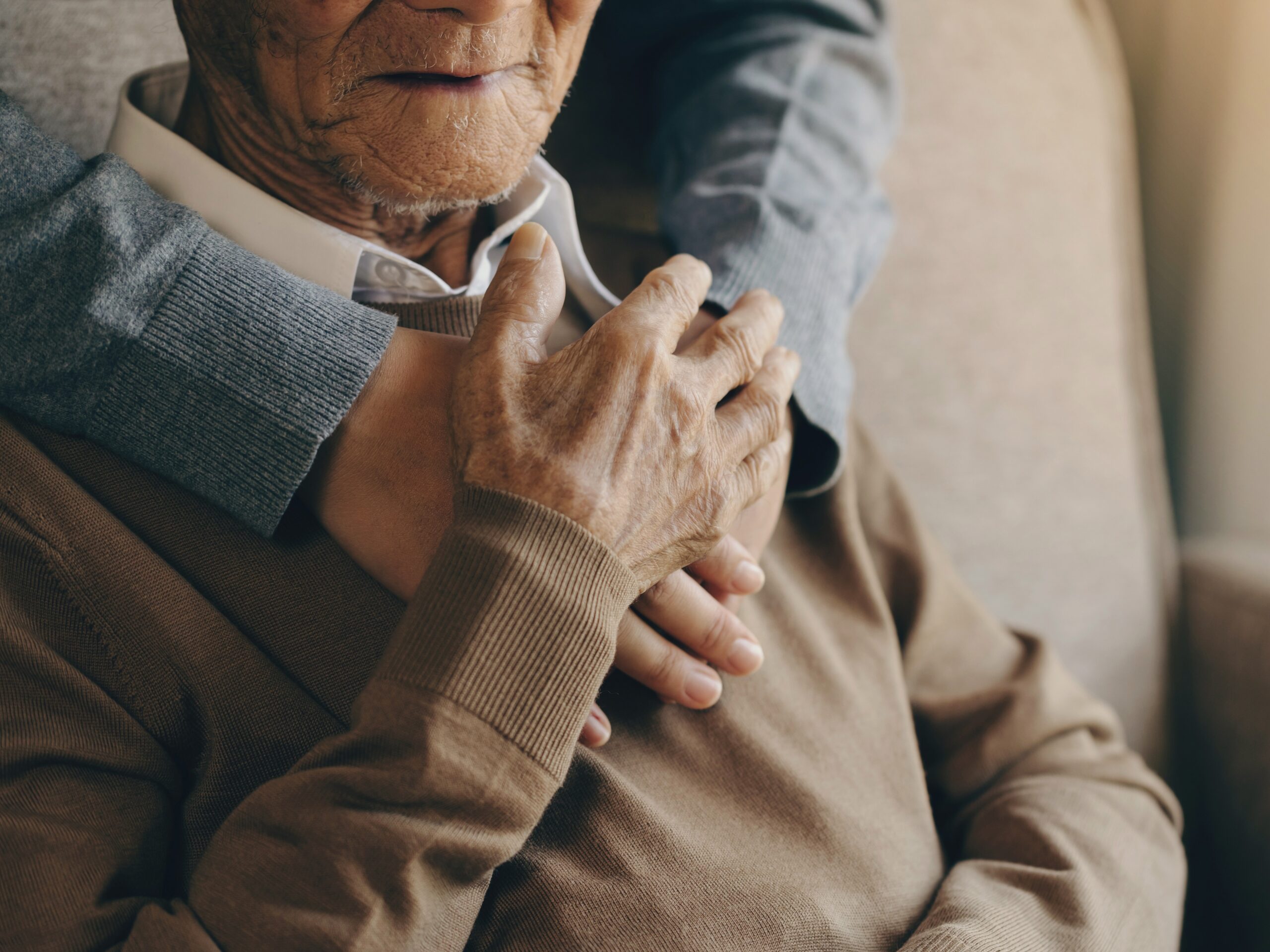 poltrone la castellana poltrona elettrica alzapersona per anziani foto emozionale
